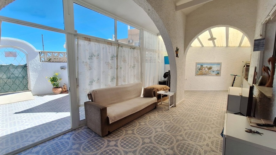 For sale - 2 Bedroom 1 Bathroom House in Villamartin - , Villamartin, Alicante, Spain - Alicante