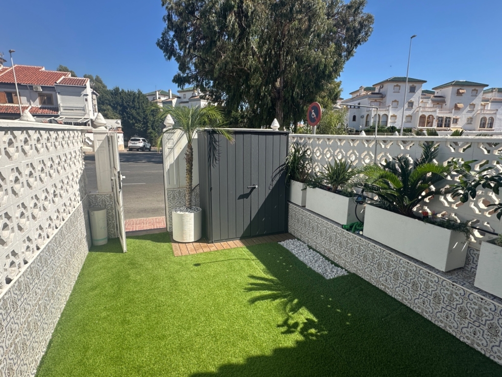 3 Bedroom 2 Bathroom Town House in La Mata