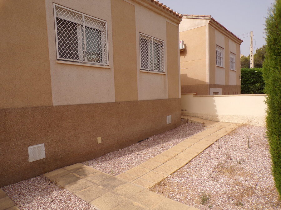 For sale - 2 Bedroom 1 Bathroom Detached Villa in Campoamor - , Campoamor, Alicante, Spain - Alicante