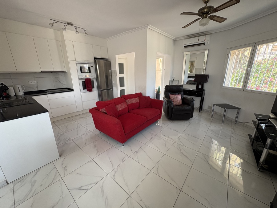 For sale - 3 Bedroom 2 Bathroom Villa in Orihuela Costa - , Orihuela Costa, Alicante, Spain - Alicante