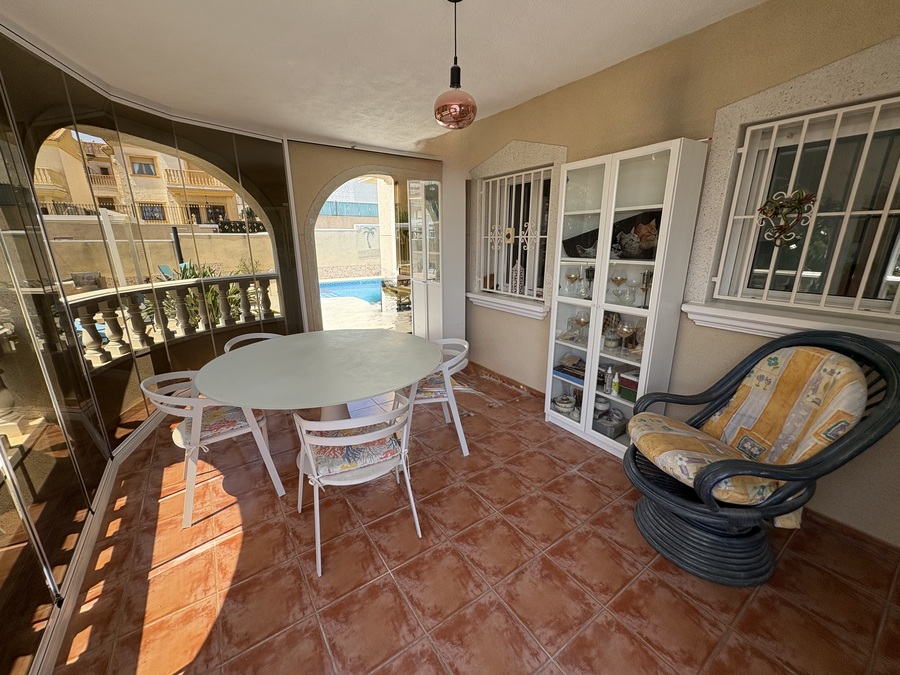 For sale - 3 Bedroom 2 Bathroom Villa in Orihuela Costa - , Orihuela Costa, Alicante, Spain - Alicante