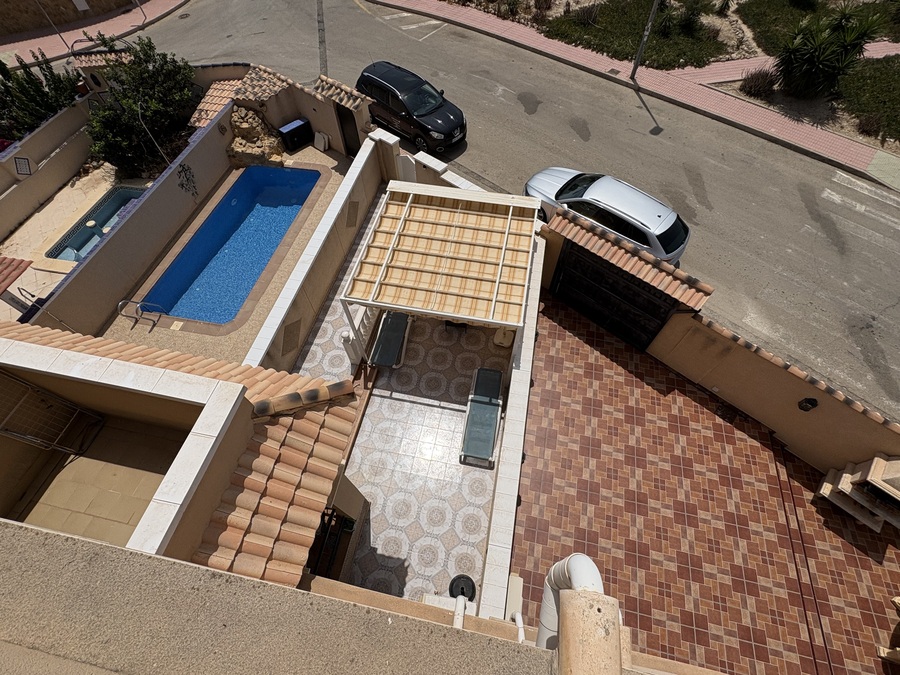 For sale - 3 Bedroom 2 Bathroom Townhouse in Villamartin - , Villamartin, Alicante, Spain - Alicante