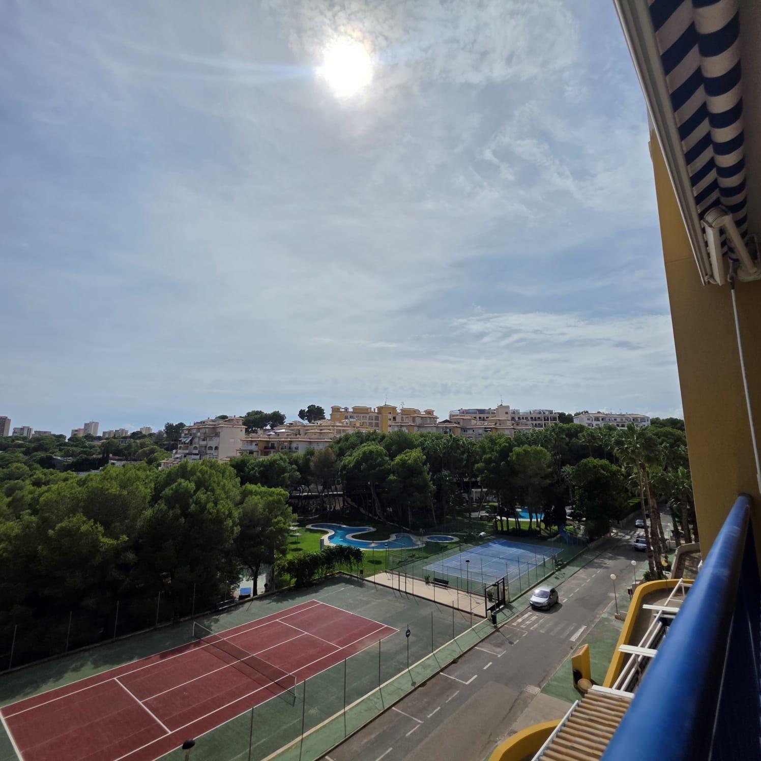 For sale - 3 Bedroom 2 Bathroom Apartment in Orihuela Costa - Altos De Campoamor  - Alicante
