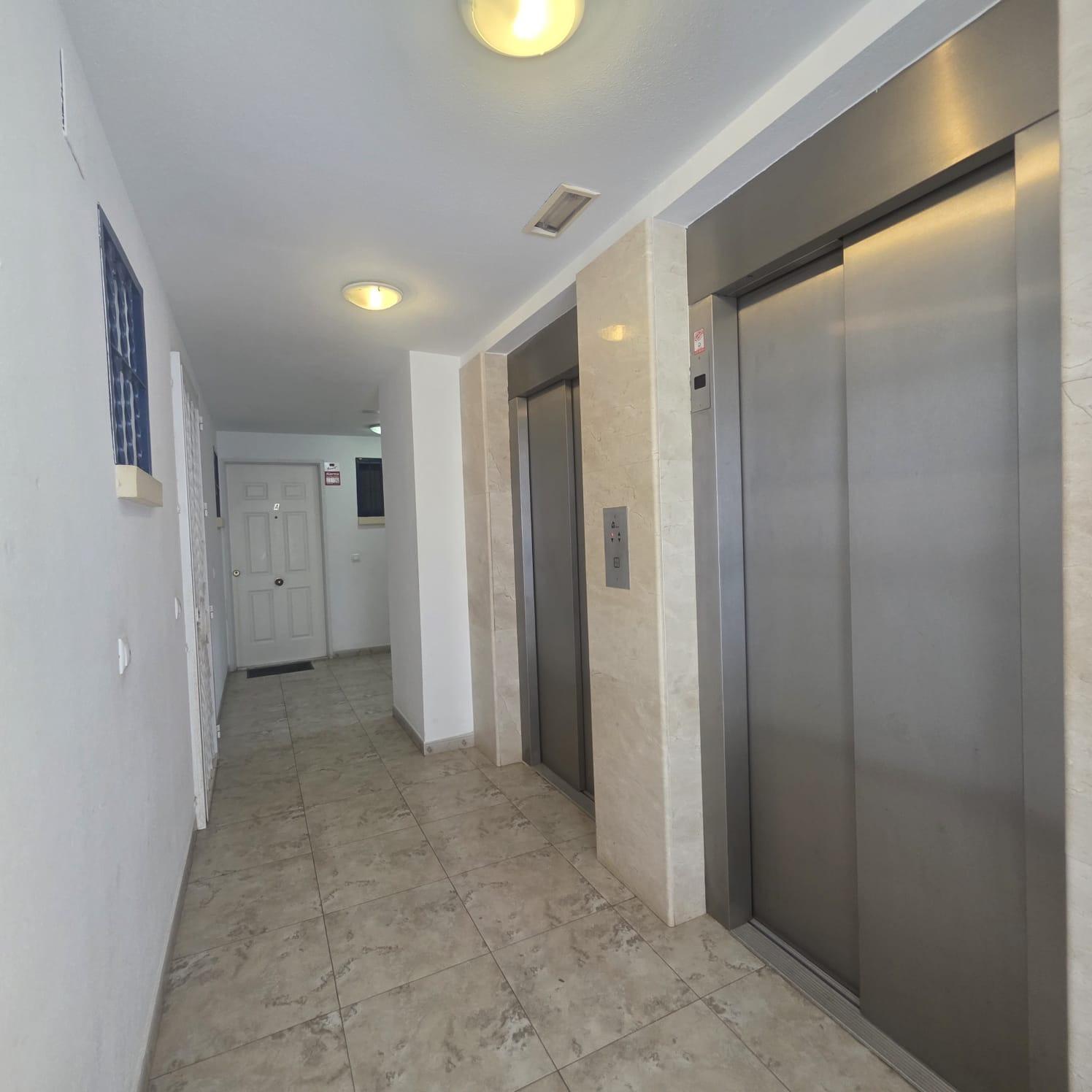 For sale - 3 Bedroom 2 Bathroom Apartment in Orihuela Costa - Altos De Campoamor  - Alicante