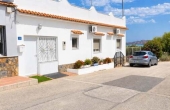 84-17587/81561, 3 Bedroom 2 Bathroom Country House in Torremendo