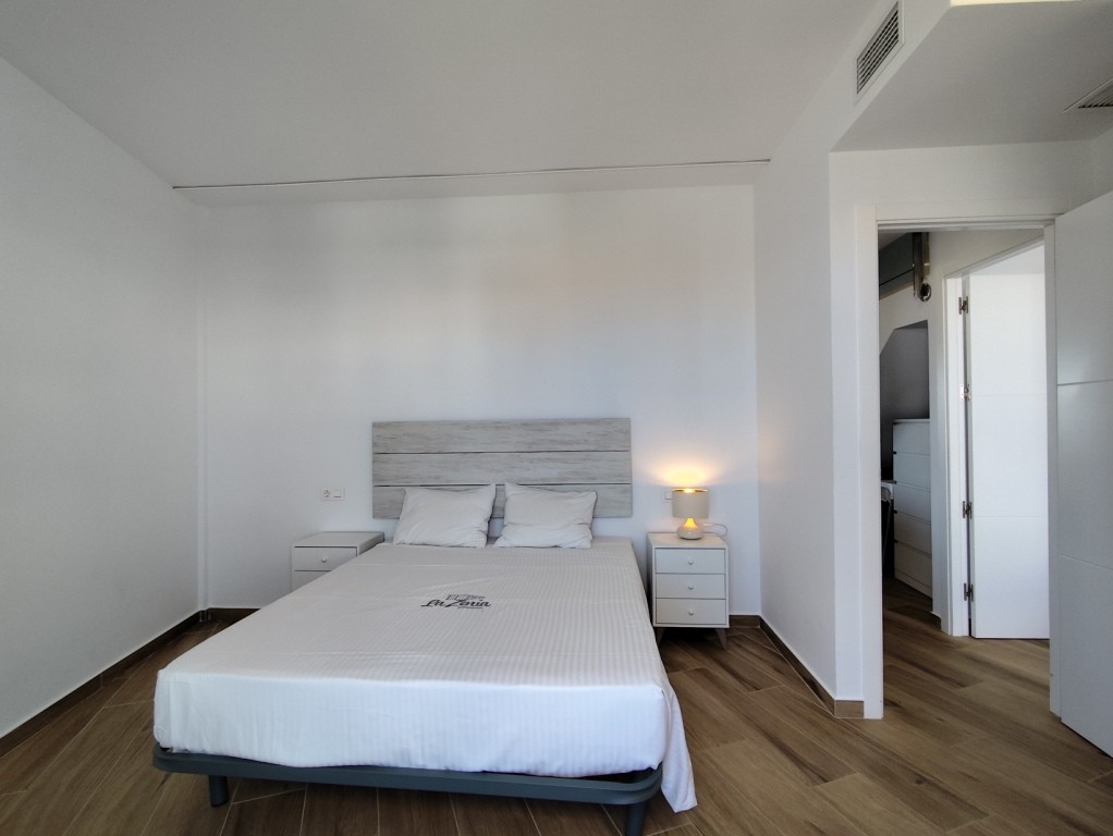 For sale - 3 Bedroom 2 Bathroom Penthouse in Villamartin - Villamartin  - Alicante
