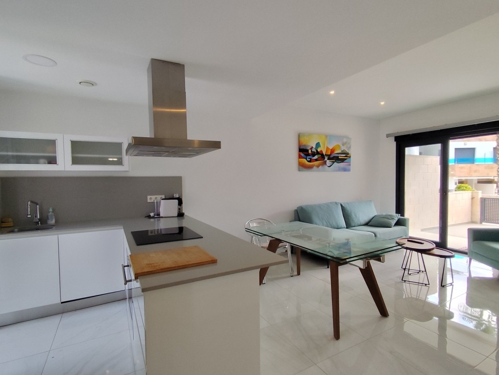 For sale - 3 Bedroom 3 Bathroom Townhouse in Bigastro - Bigastro  - Alicante