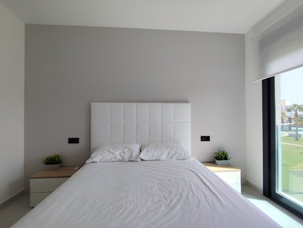 For sale - 3 Bedroom 2 Bathroom Penthouse in El Raso - El Raso  - Alicante