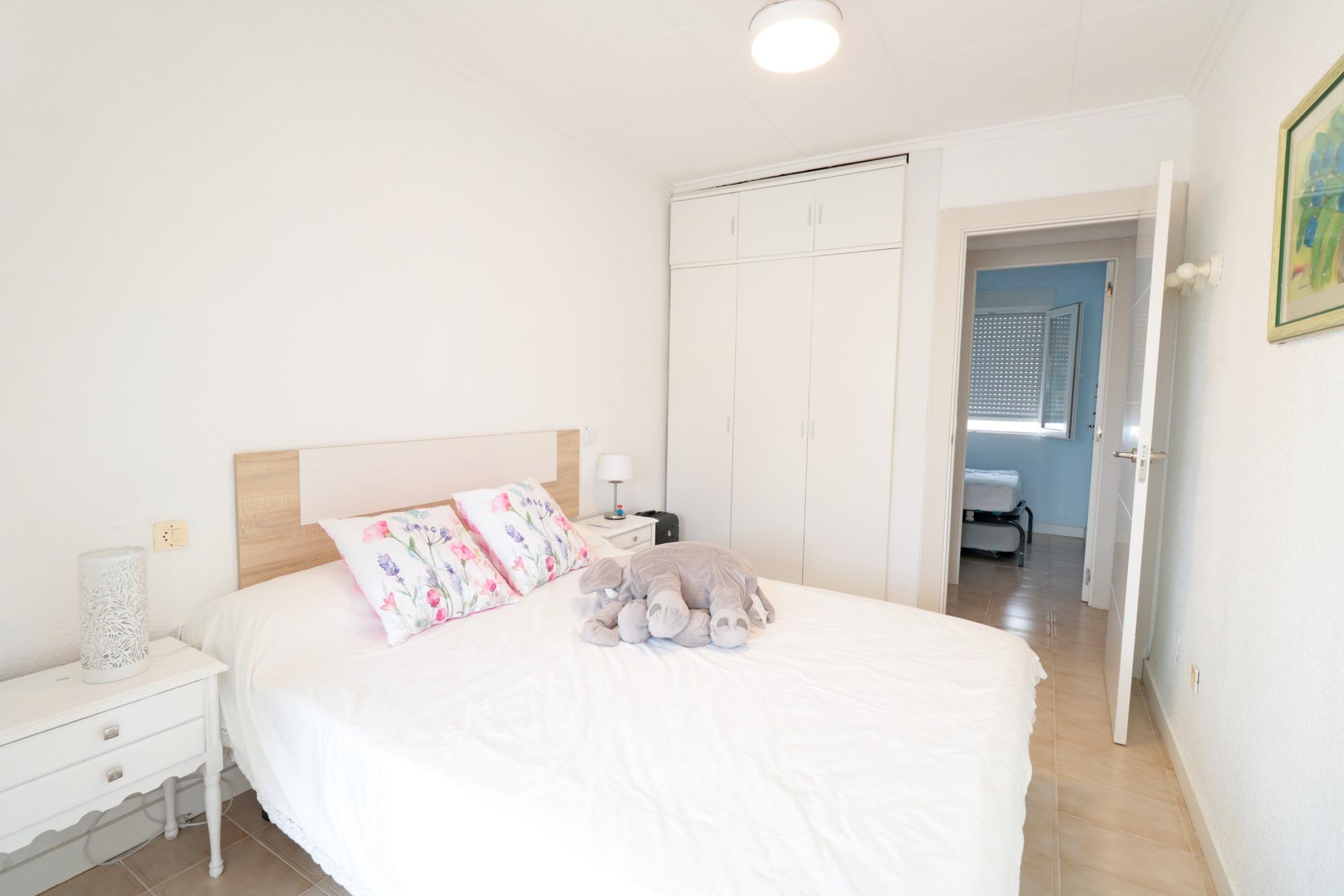 For sale - 3 Bedroom 2 Bathroom Town House in Torrevieja - Playa De Los Naufragos  - Alicante