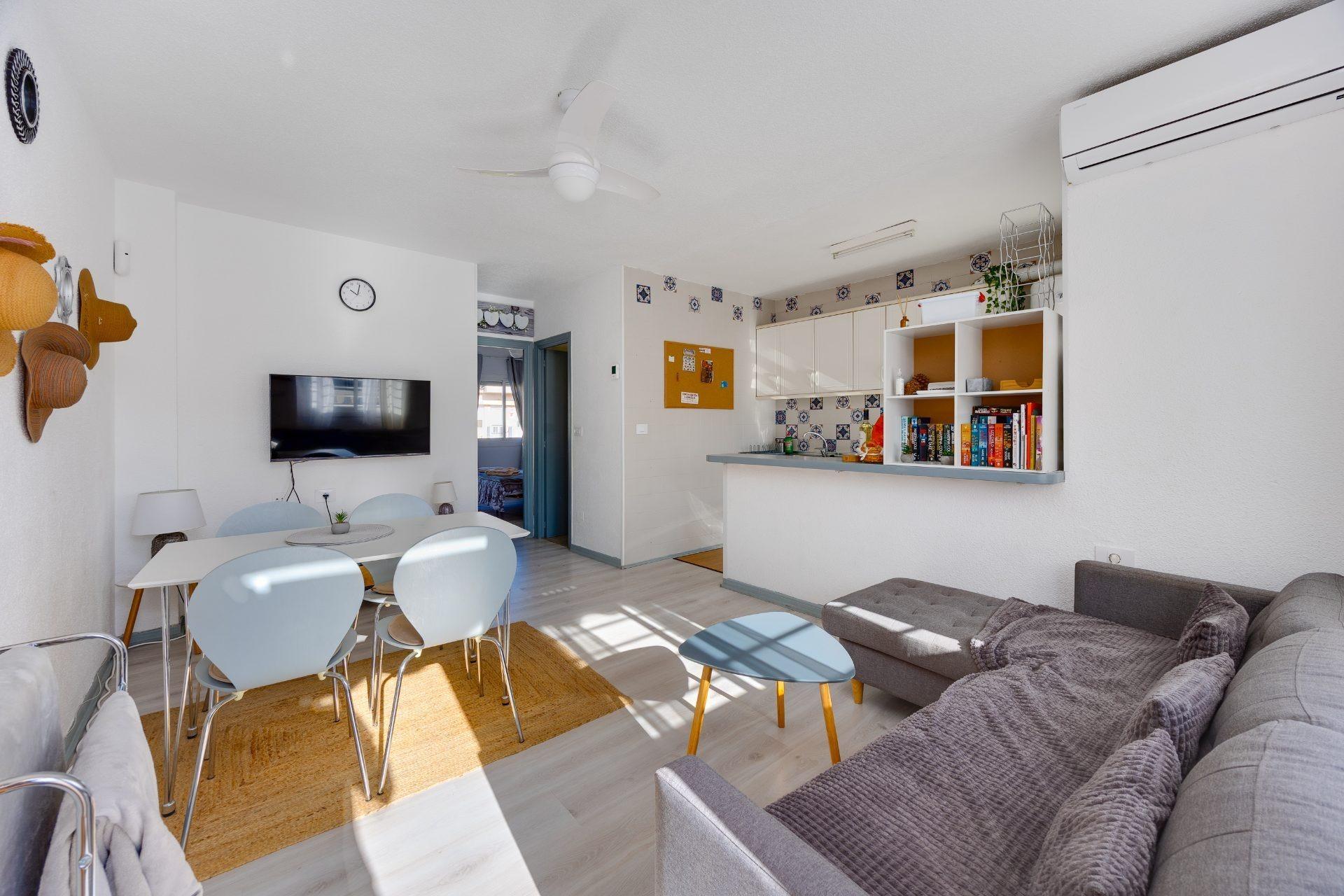 For sale - 2 Bedroom 1 Bathroom Bungalow in San Pedro del Pinatar - Lo Pagan  - Murcia