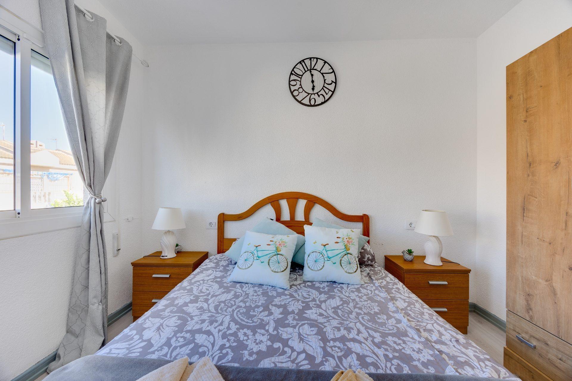 For sale - 2 Bedroom 1 Bathroom Bungalow in San Pedro del Pinatar - Lo Pagan  - Murcia