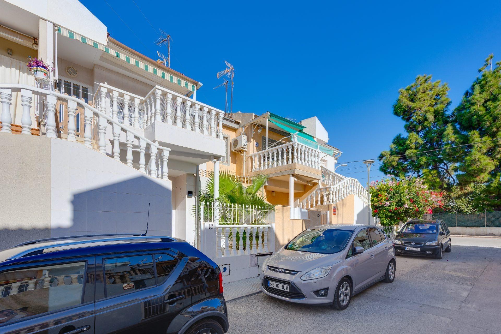 For sale - 2 Bedroom 1 Bathroom Bungalow in San Pedro del Pinatar - Lo Pagan  - Murcia
