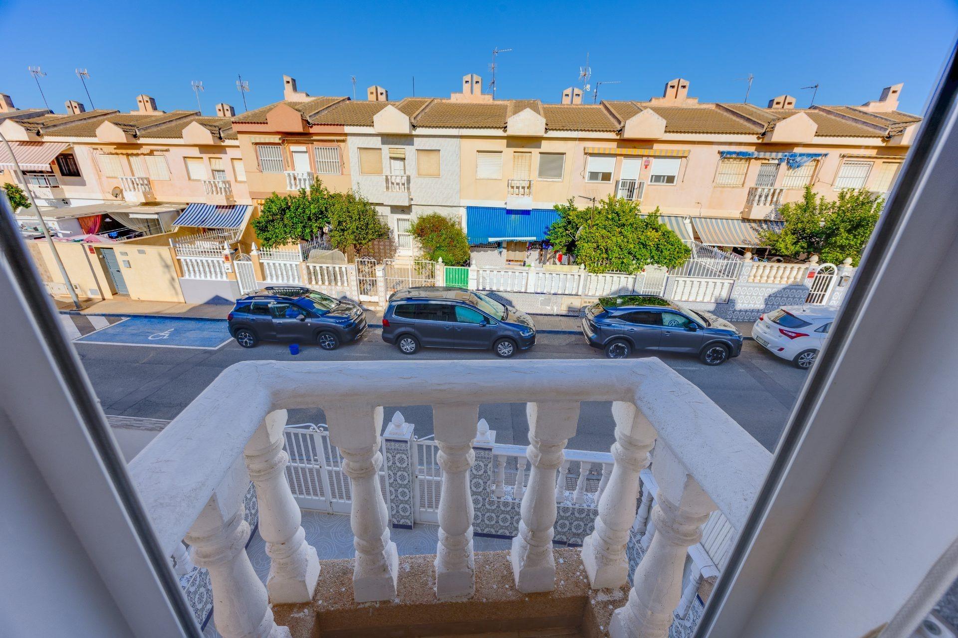 For sale - 2 Bedroom 1 Bathroom Bungalow in San Pedro del Pinatar - Lo Pagan  - Murcia