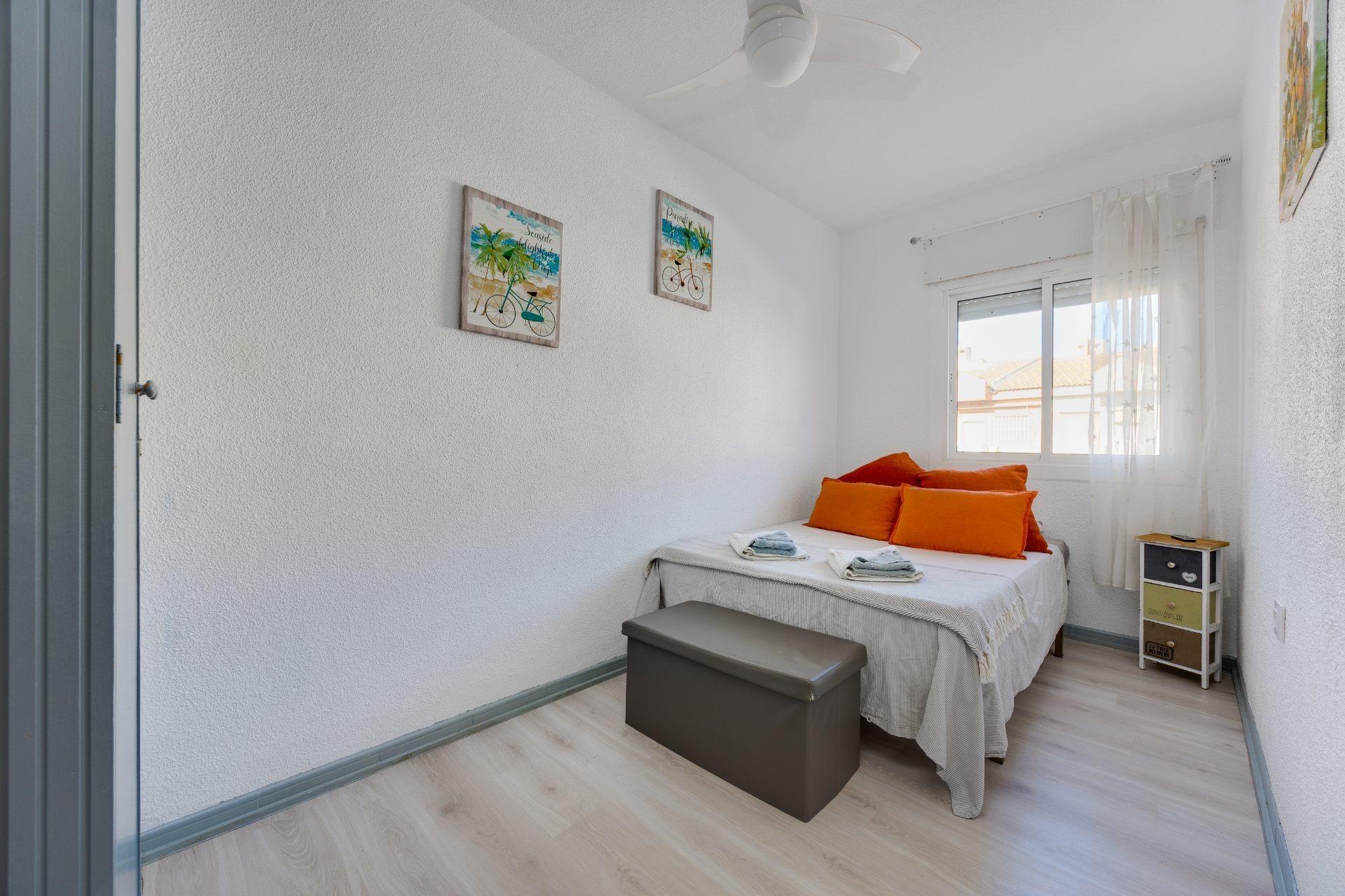 For sale - 2 Bedroom 1 Bathroom Bungalow in San Pedro del Pinatar - Lo Pagan  - Murcia