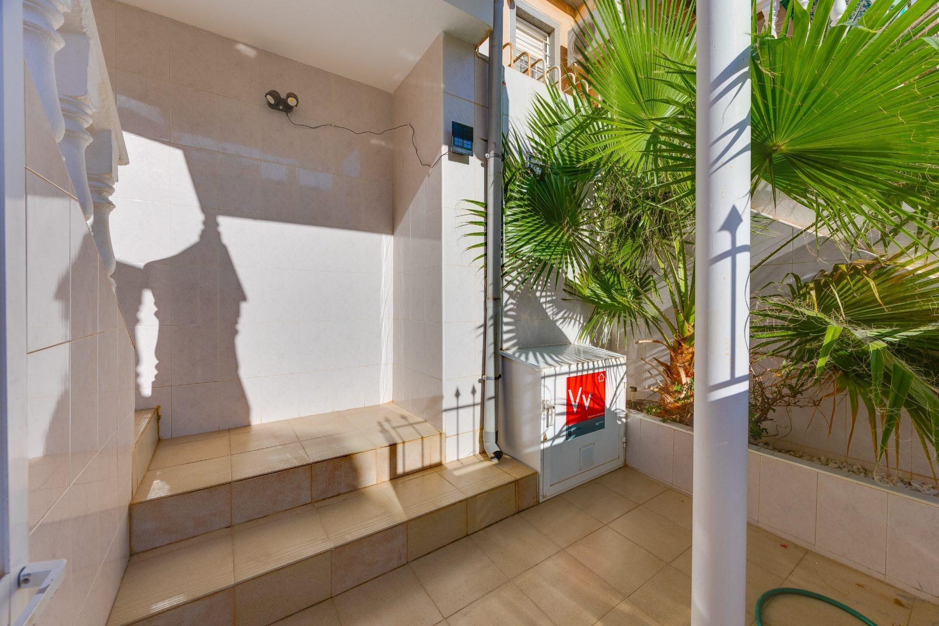 For sale - 2 Bedroom 1 Bathroom Bungalow in San Pedro del Pinatar - Lo Pagan  - Murcia