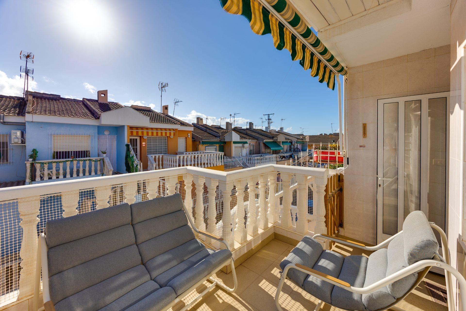 For sale - 2 Bedroom 1 Bathroom Bungalow in San Pedro del Pinatar - Lo Pagan  - Murcia