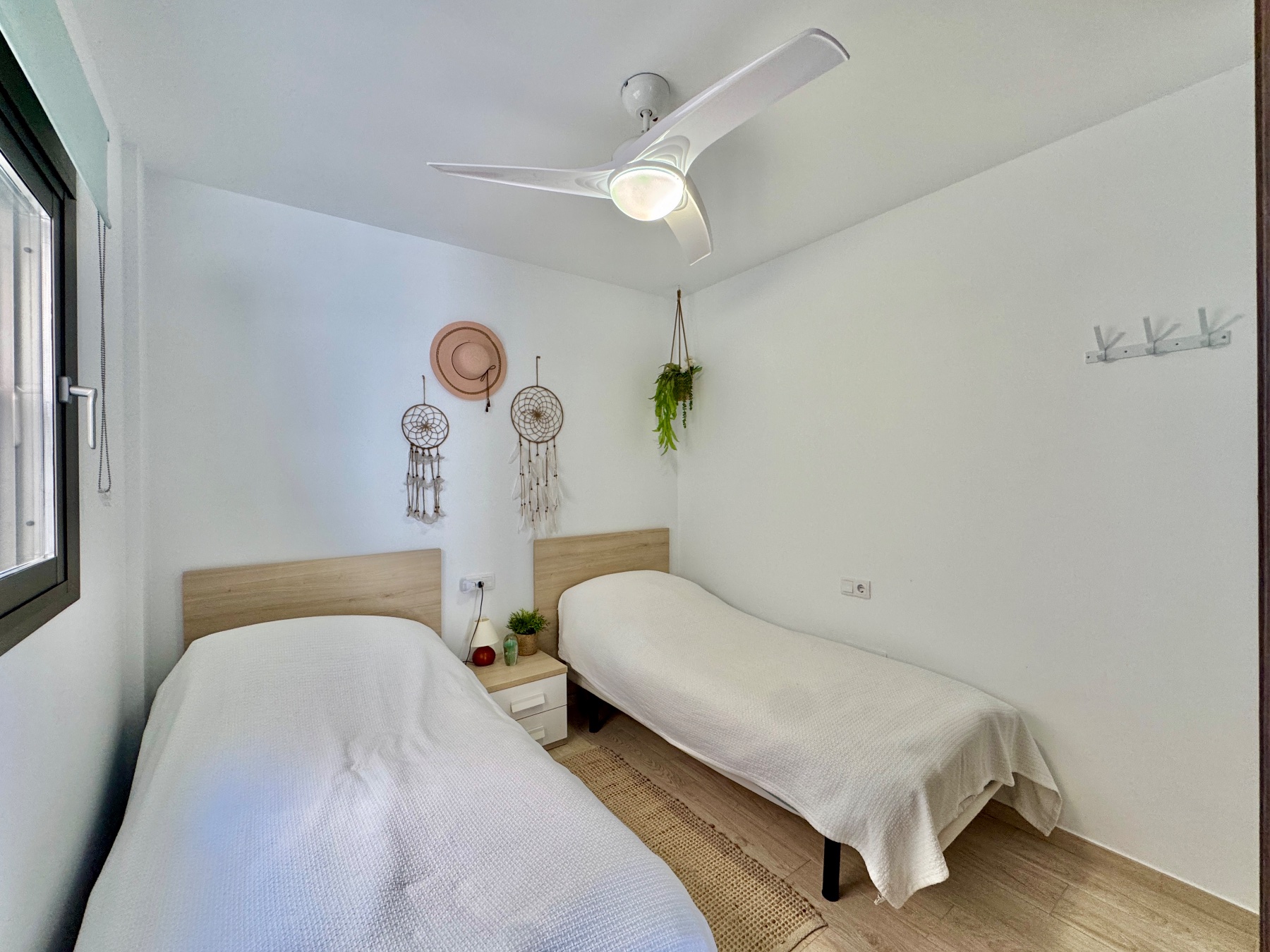 For sale - 2 Bedroom 2 Bathroom Apartment in Orihuela - Inland  - Alicante