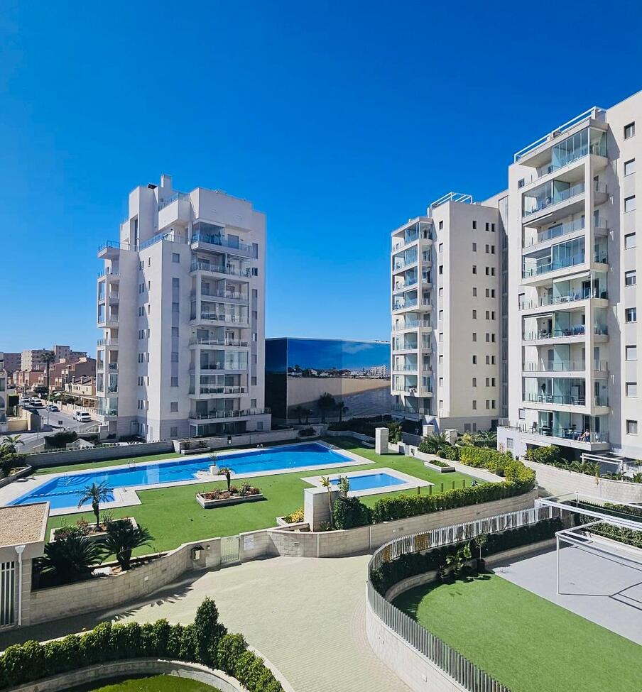 For sale - 2 Bedroom 2 Bathroom Apartment in Torrevieja - La Mata  - Alicante