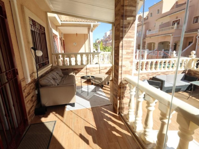 For sale - 3 Bedroom 2 Bathroom Town House in Orihuela - Inland  - Alicante