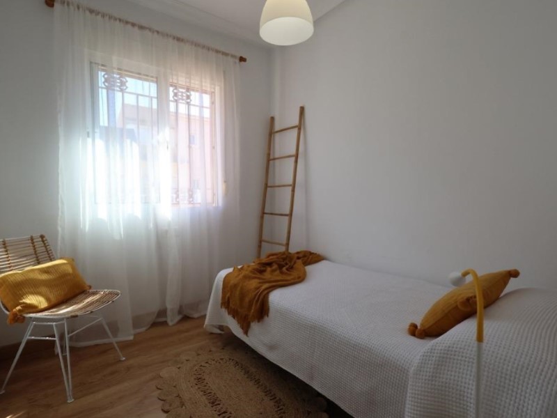 For sale - 3 Bedroom 2 Bathroom Town House in Orihuela - Inland  - Alicante