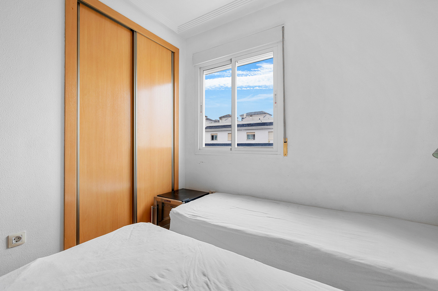 For sale - 3 Bedroom 2 Bathroom Apartment in Torrevieja - Costa Blanca  - Alicante