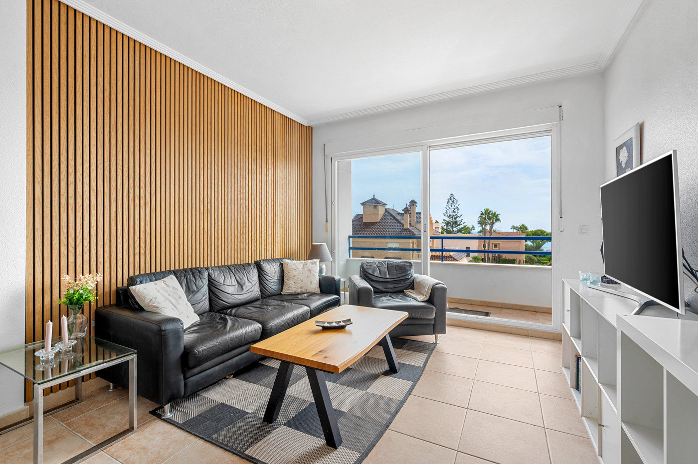 For sale - 3 Bedroom 2 Bathroom Apartment in Torrevieja - Costa Blanca  - Alicante