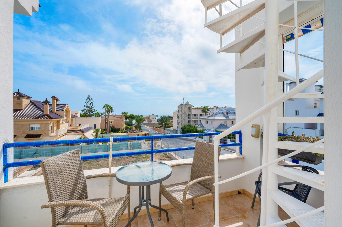 For sale - 3 Bedroom 2 Bathroom Apartment in Torrevieja - Costa Blanca  - Alicante