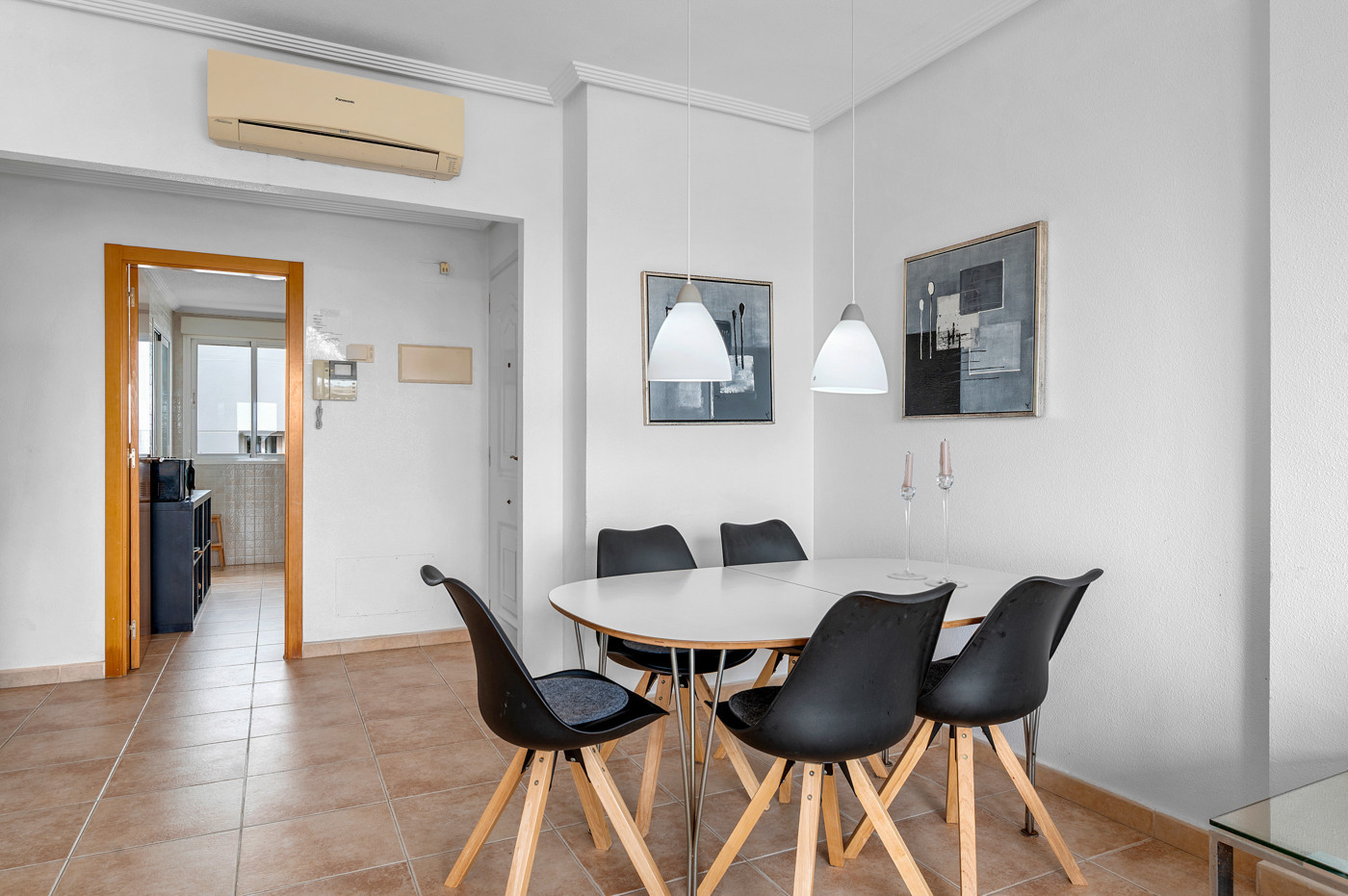 For sale - 3 Bedroom 2 Bathroom Apartment in Torrevieja - Costa Blanca  - Alicante