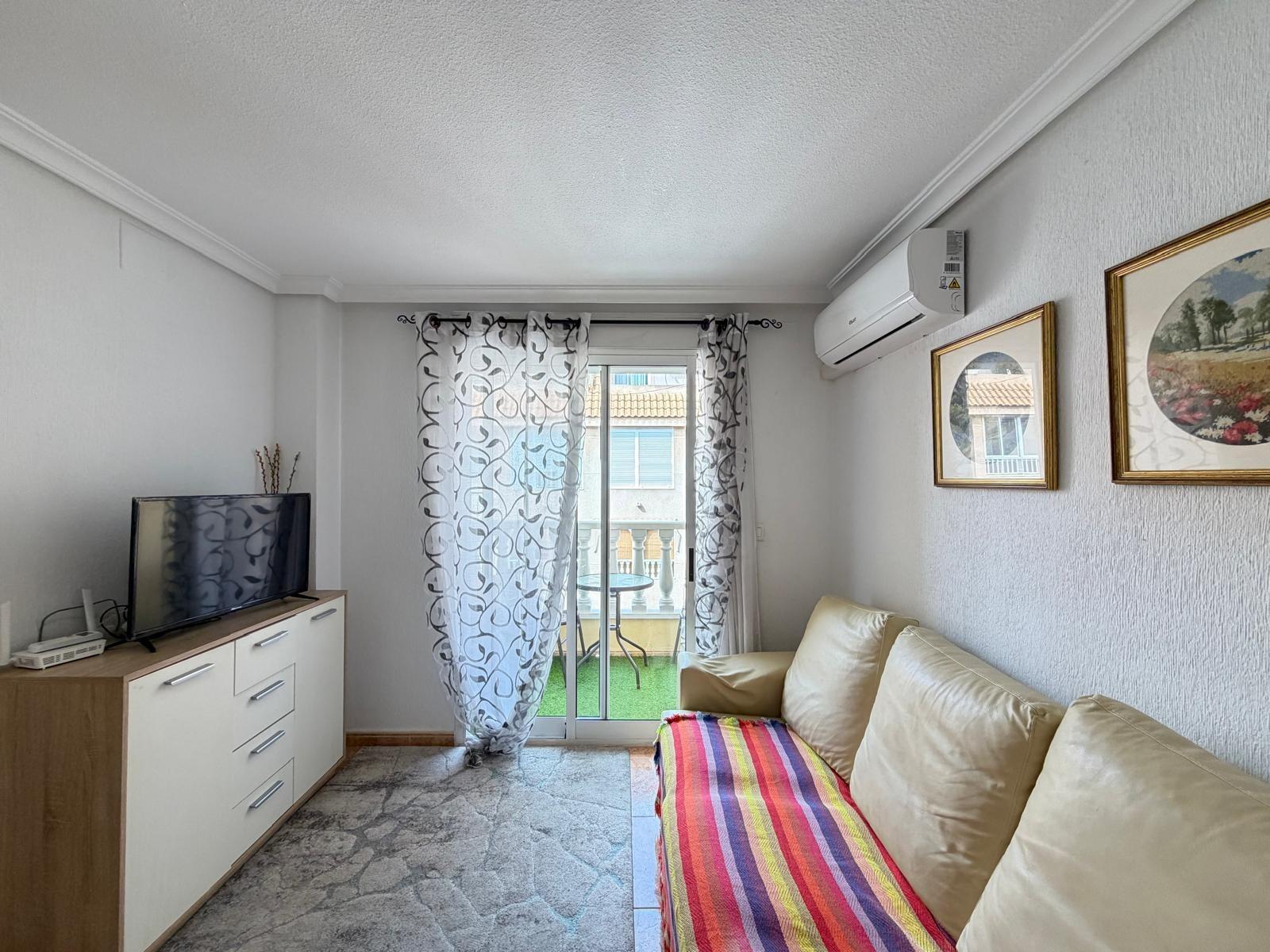 For sale - 2 Bedroom 1 Bathroom Apartment in Torrevieja - PARQUE DE LAS NACIONES  - Alicante