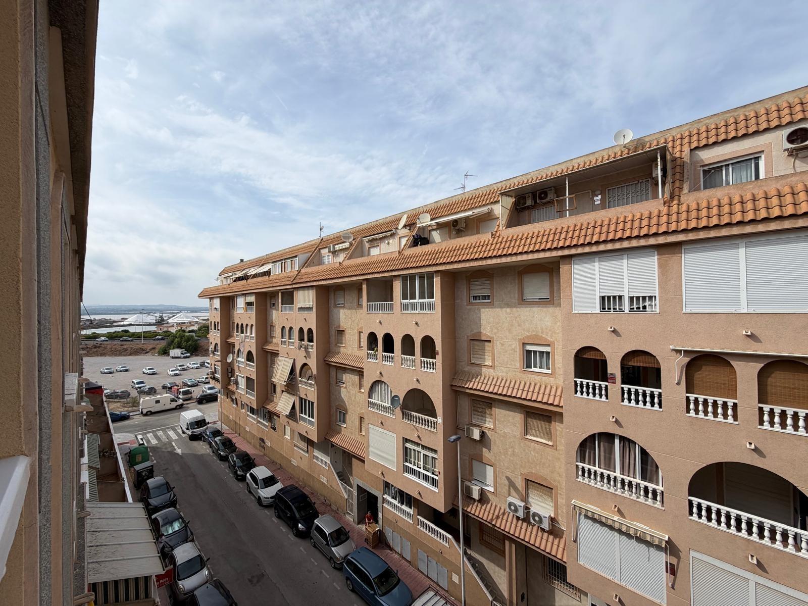For sale - 2 Bedroom 1 Bathroom Apartment in Torrevieja - PARQUE DE LAS NACIONES  - Alicante