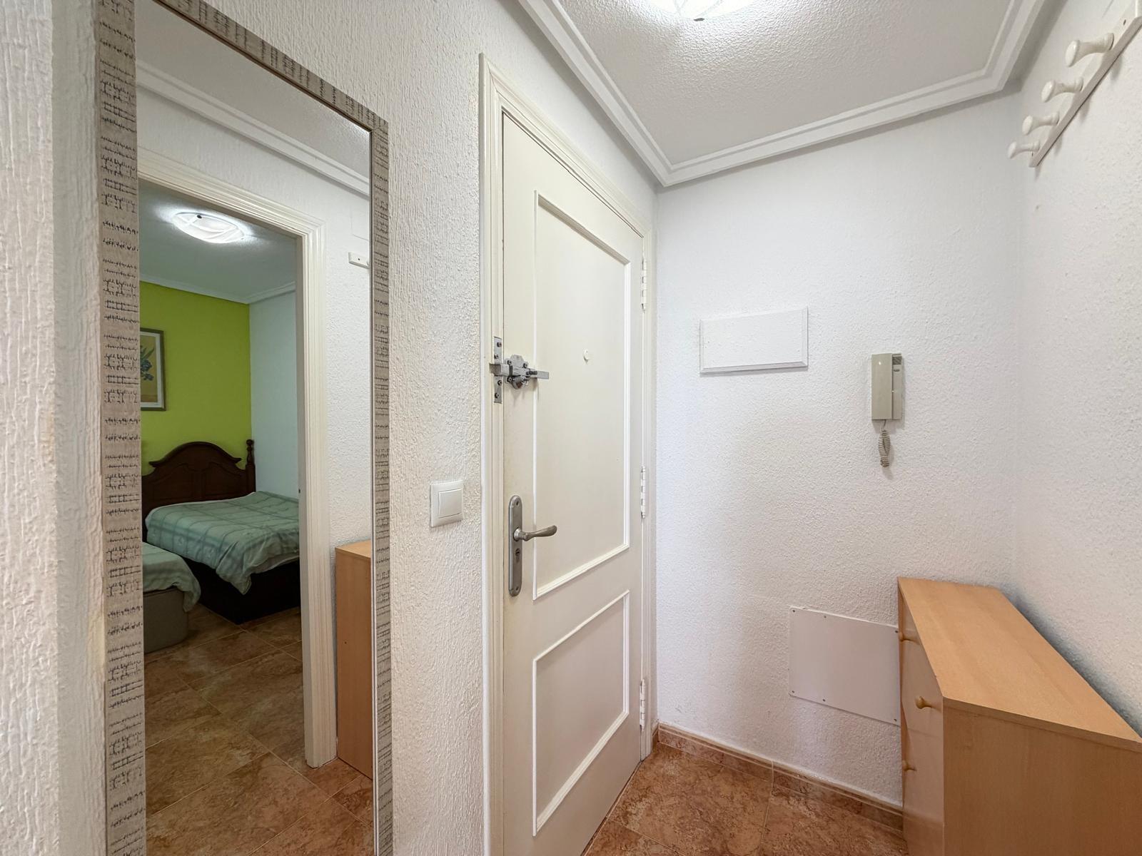 For sale - 2 Bedroom 1 Bathroom Apartment in Torrevieja - PARQUE DE LAS NACIONES  - Alicante