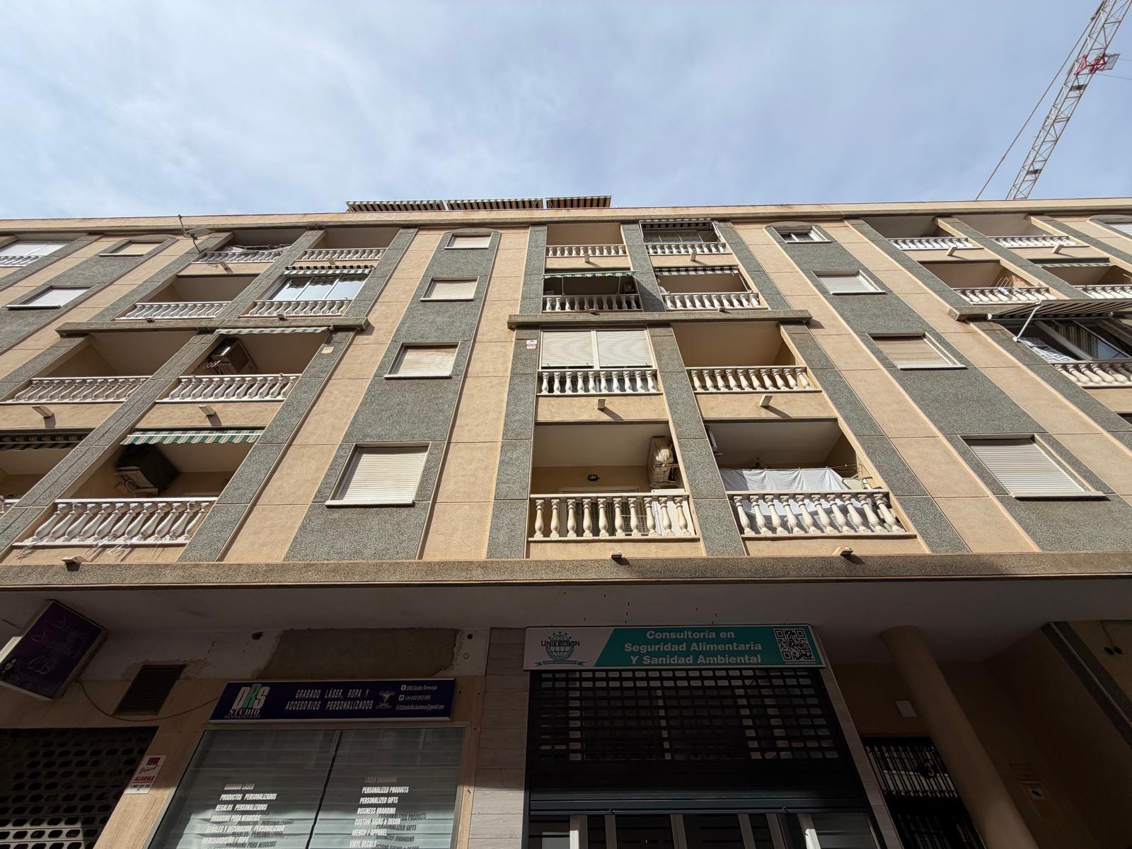 For sale - 2 Bedroom 1 Bathroom Apartment in Torrevieja - PARQUE DE LAS NACIONES  - Alicante