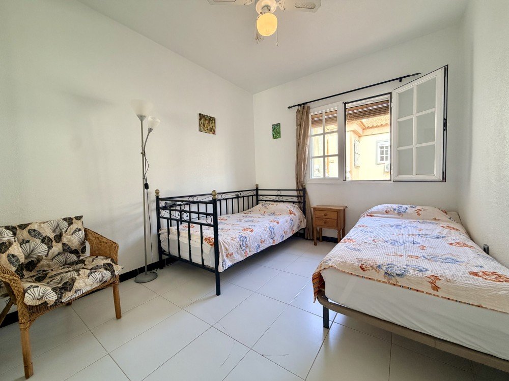 For sale - 2 Bedroom 1 Bathroom Bungalow in Torrevieja - Costa Blanca  - Alicante