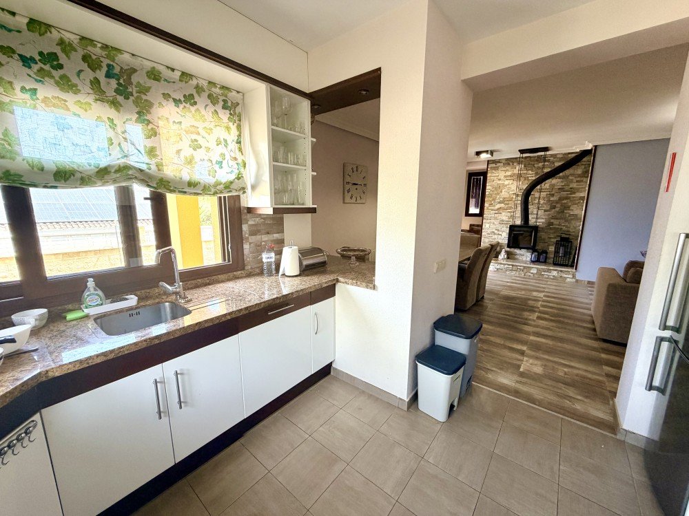 For sale - 3 Bedroom 2 Bathroom Villa in Orihuela Costa - Costa Blanca  - Alicante