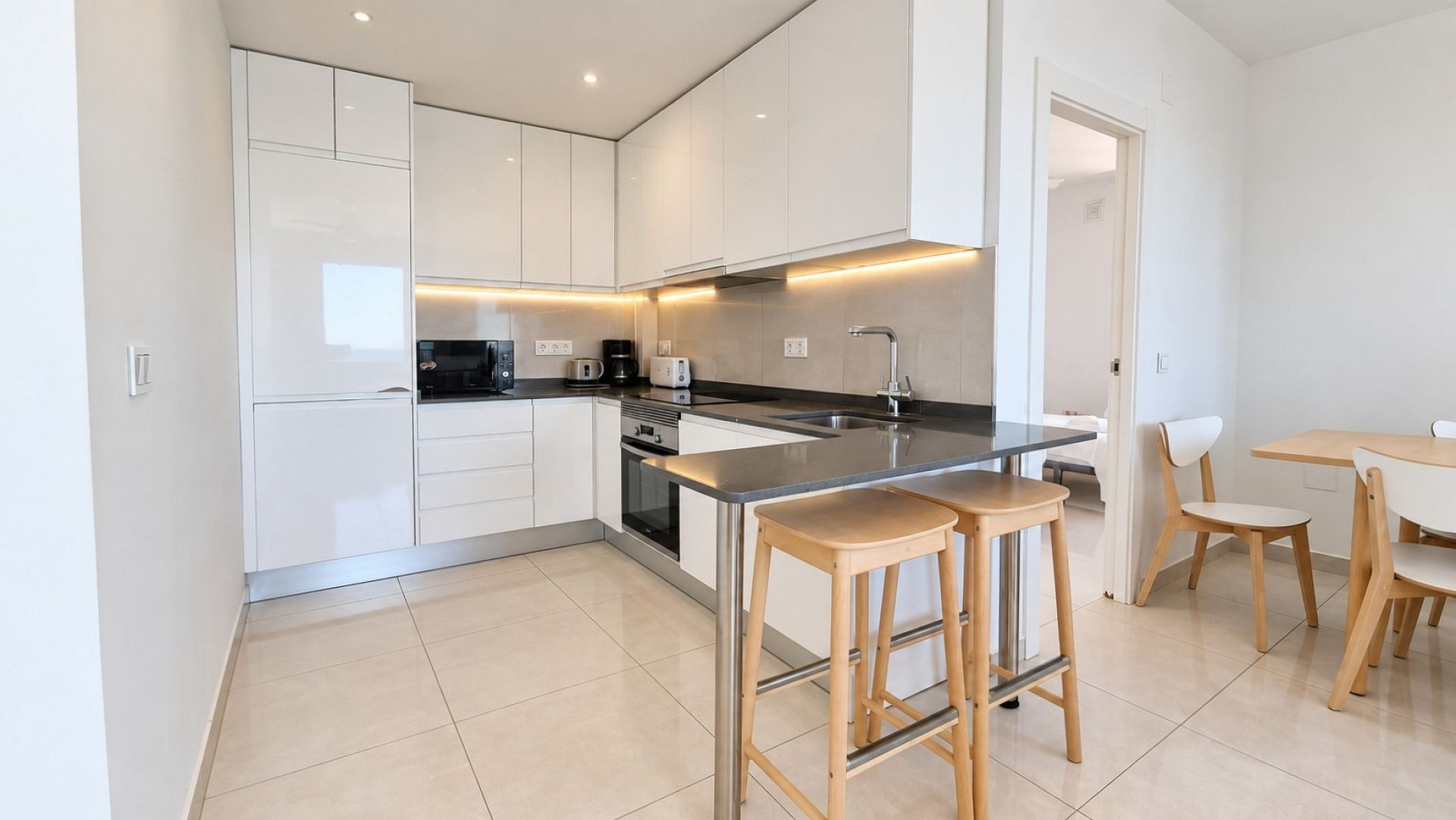 For sale - 3 Bedroom 2 Bathroom Apartment in Orihuela Costa - Costa Blanca  - Alicante
