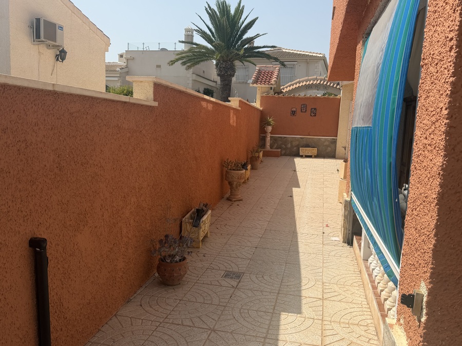 For sale - 4 Bedroom 4 Bathroom Villa in Ciudad Quesada - Costa Blanca  - Alicante