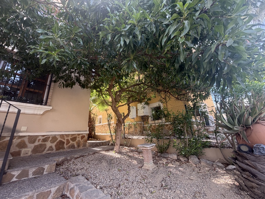 For sale - 3 Bedroom 2 Bathroom Villa in Ciudad Quesada - Costa Blanca  - Alicante