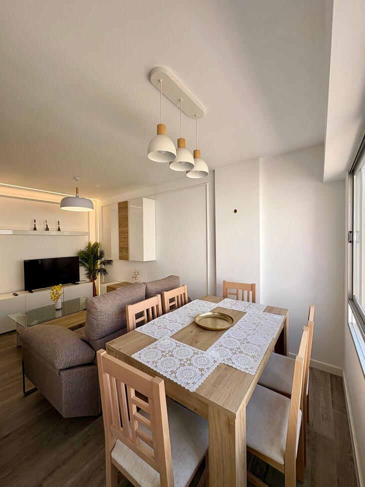 For sale - 3 Bedroom 2 Bathroom Apartment in Torrevieja - Costa Blanca  - Alicante
