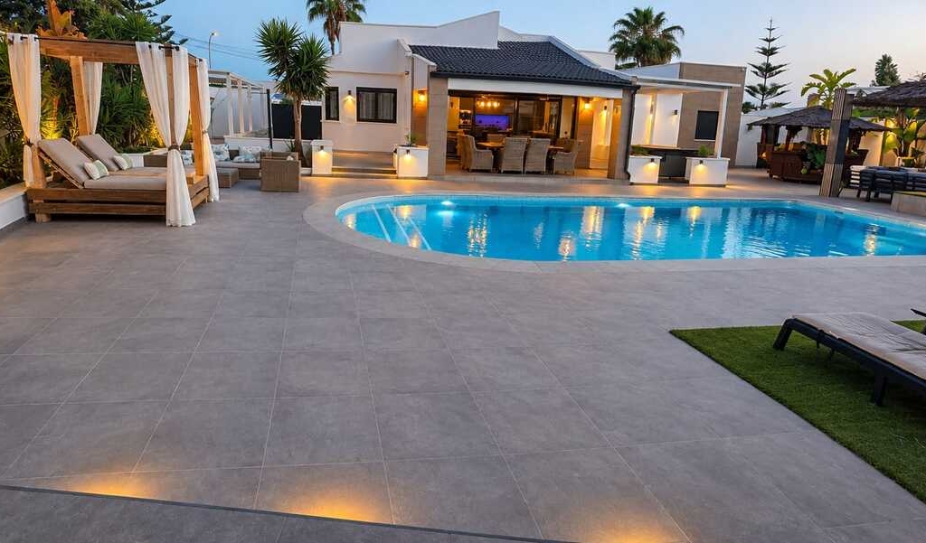 5 Bedroom 3 Bathroom Villa in Torrevieja, San Luis