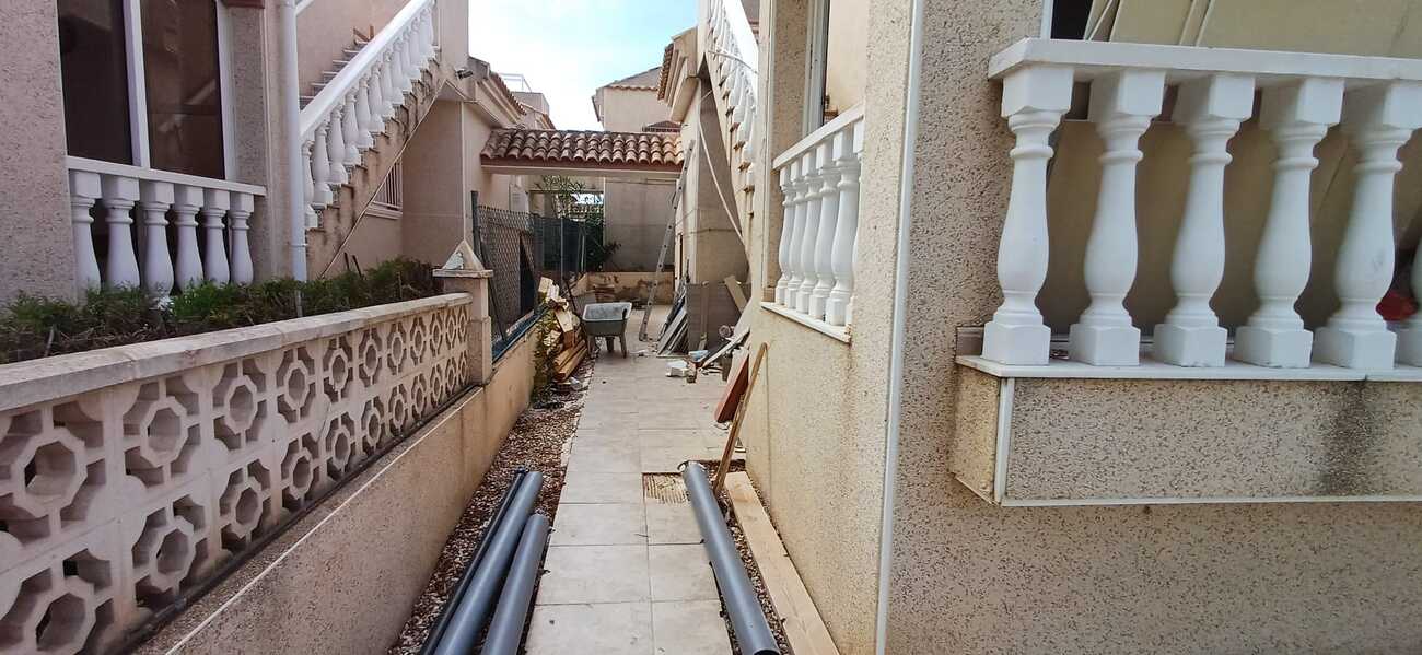 For sale - 3 Bedroom 1 Bathroom Villa in Algorfa - Montemar  - Alicante