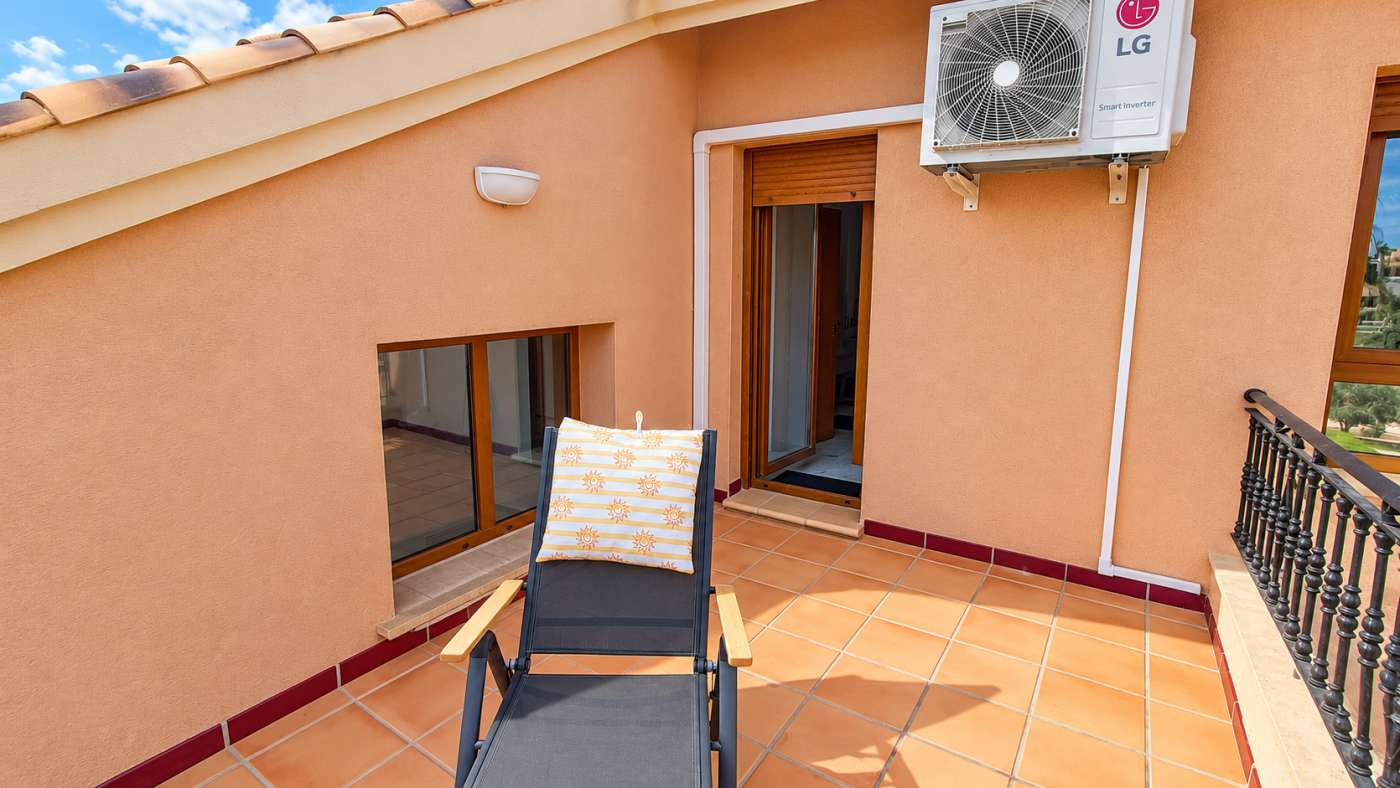 For sale - 3 Bedroom 2 Bathroom Villa in Algorfa - Inland  - Alicante