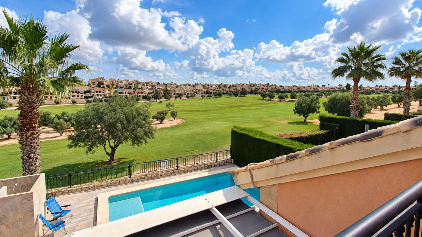 For sale - 3 Bedroom 2 Bathroom Villa in Algorfa - Inland  - Alicante