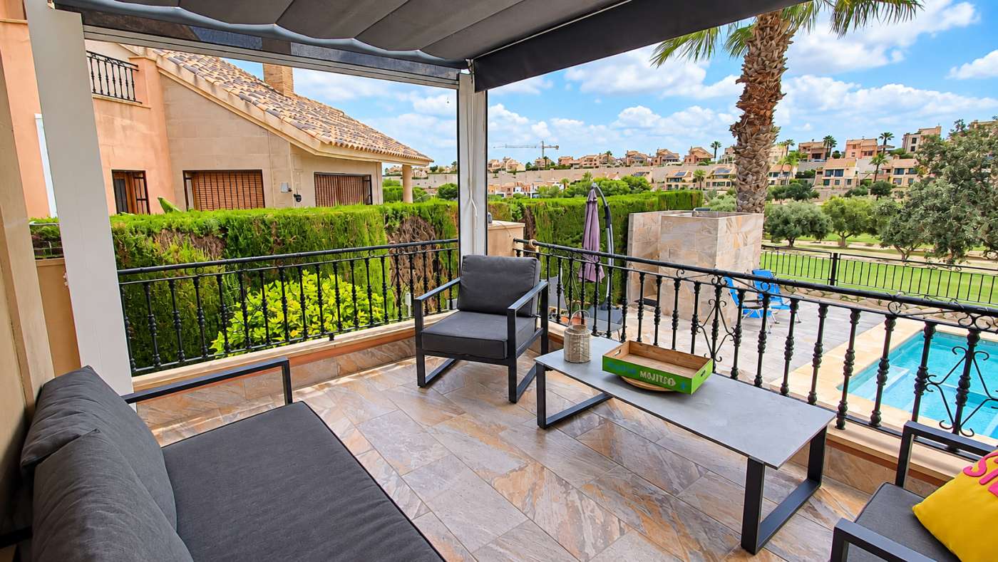 For sale - 3 Bedroom 2 Bathroom Villa in Algorfa - Inland  - Alicante