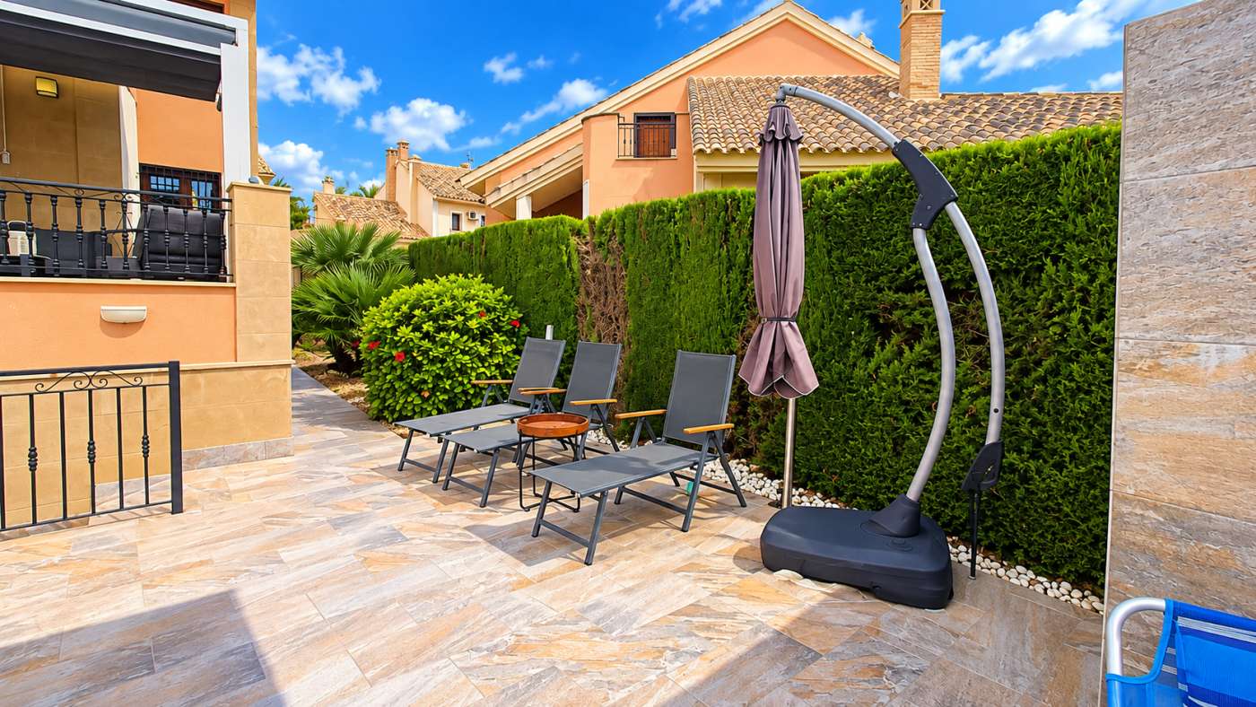 For sale - 3 Bedroom 2 Bathroom Villa in Algorfa - Inland  - Alicante