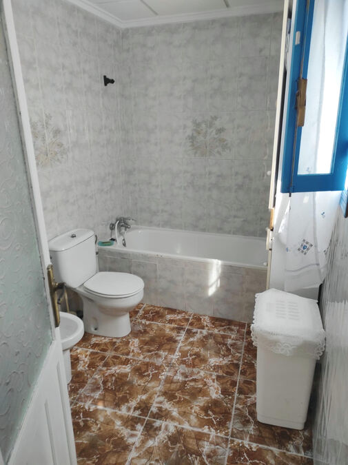 For sale - 5 Bedroom 2 Bathroom Town House in Rojales - Inland  - Alicante