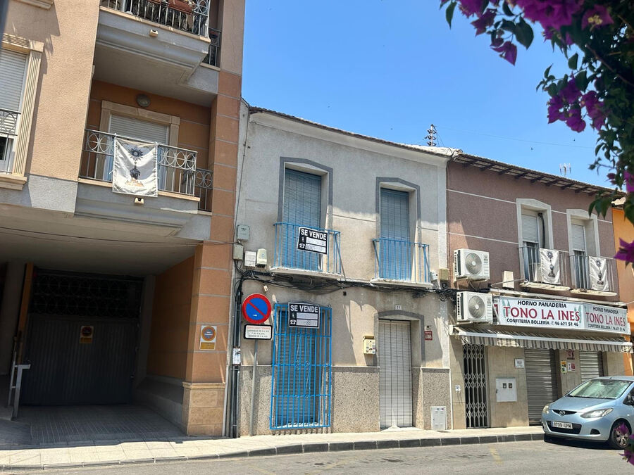 For sale - 5 Bedroom 2 Bathroom Town House in Rojales - Inland  - Alicante