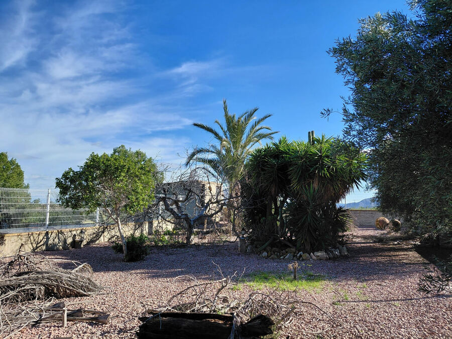 For sale - 3 Bedroom 3 Bathroom Finca in La Murada - Inland  - Alicante
