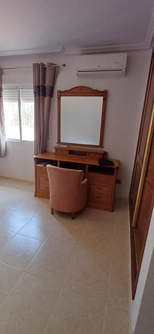 For sale - 5 Bedroom 4 Bathroom Villa in Algorfa - Inland  - Alicante