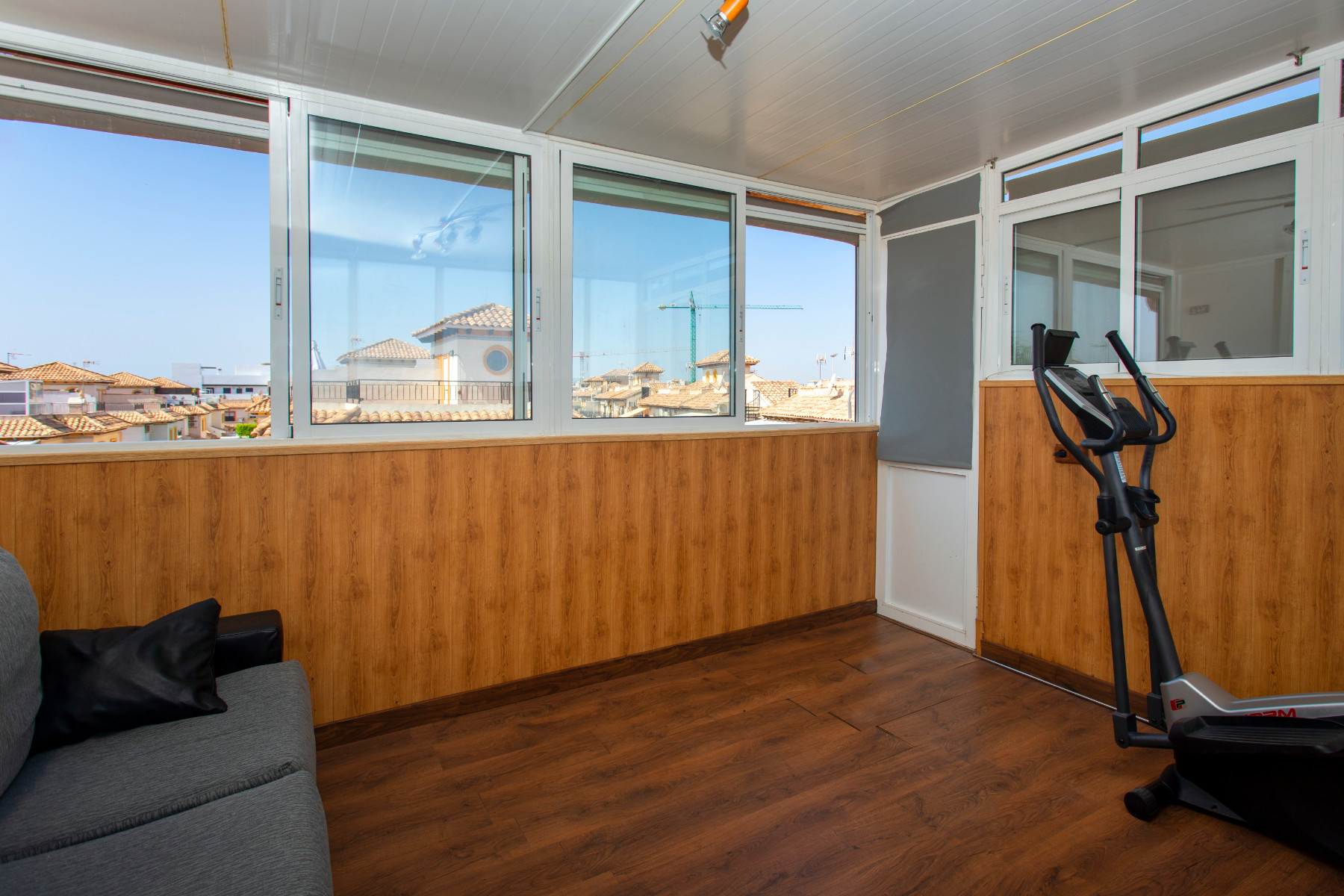 For sale - 2 Bedroom 1 Bathroom Apartment in Orihuela Costa - Costa Blanca  - Alicante