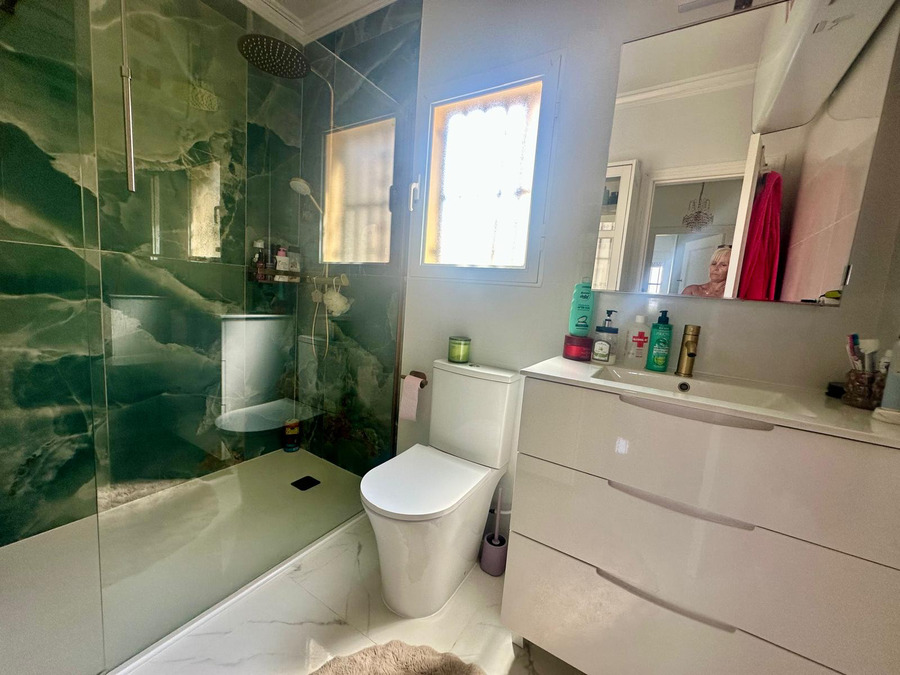 For sale - 3 Bedroom 2 Bathroom Villa in Algorfa - Inland  - Alicante